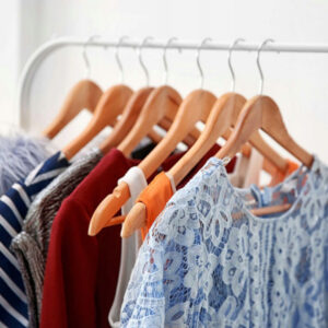 Alternative view of Wieszak do szafy RONDO komplet 30 szt jasny brąz drewno